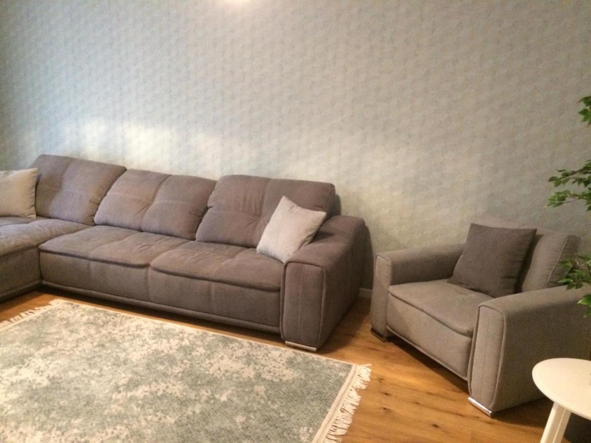 Flori De Iulie Apartamente Брашов Экстерьер фото